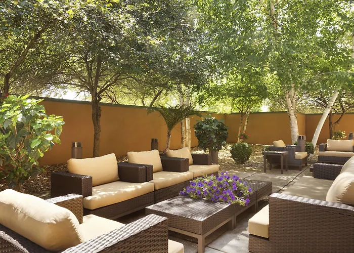Отель Courtyard By Marriott Normal 3*