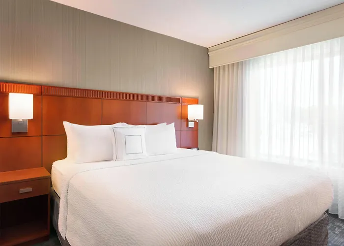 Hotel Courtyard By Marriott Normal Bloomington