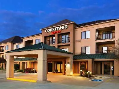 Courtyard By Marriott Normal 3* Блумингтон